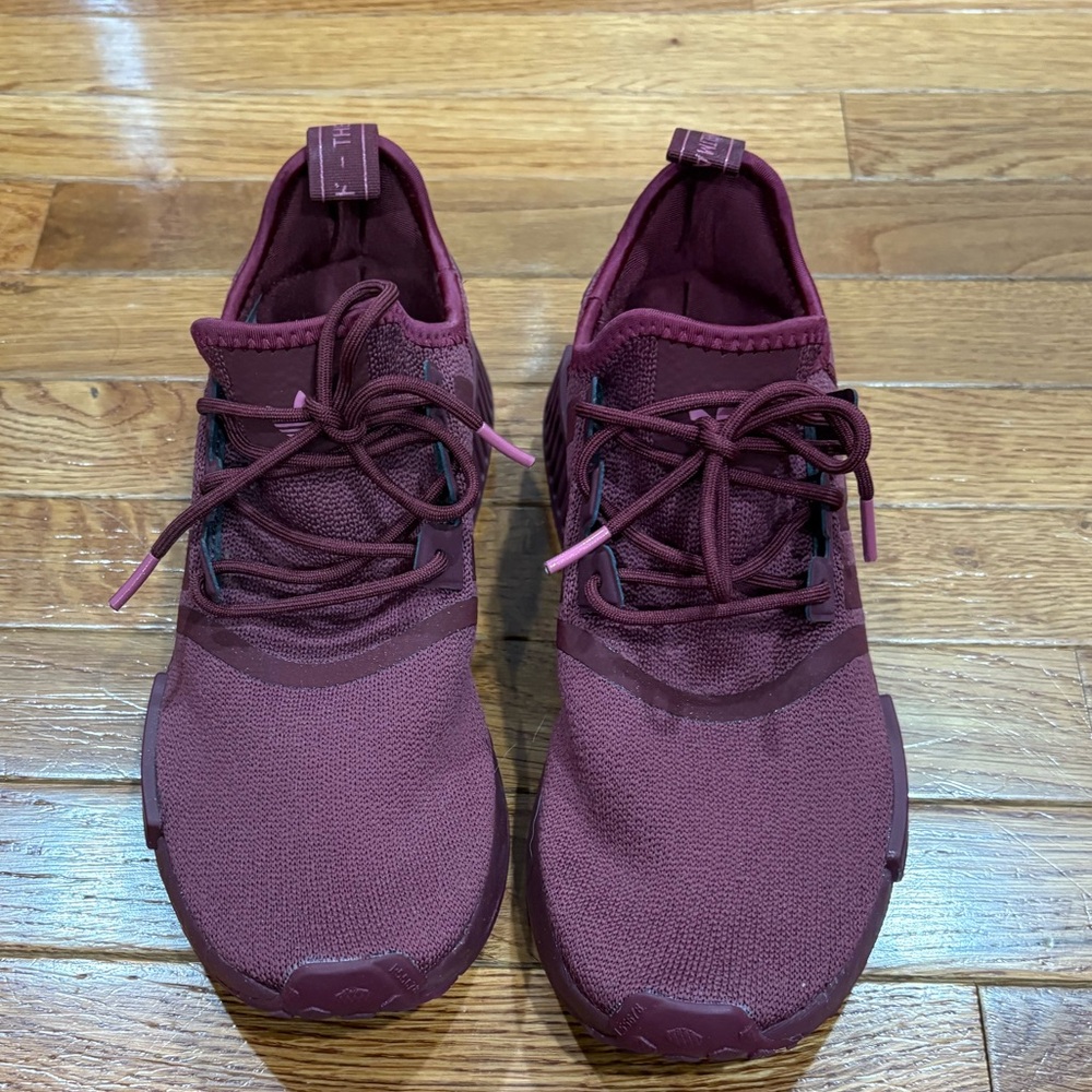 adidas Originals NMD_R1 maroon tennis shoess
